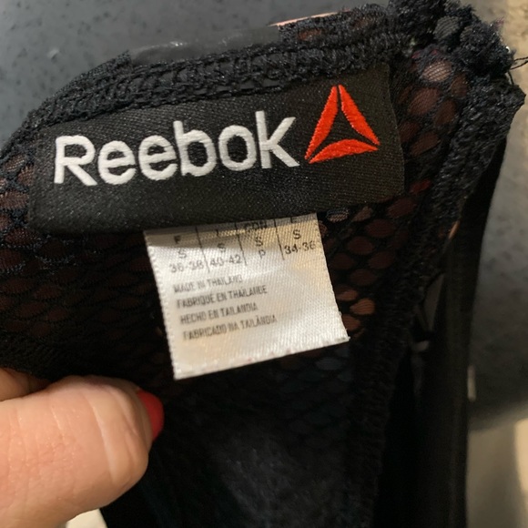 Reebok fitness tank top❤️ - Picture 5 of 6